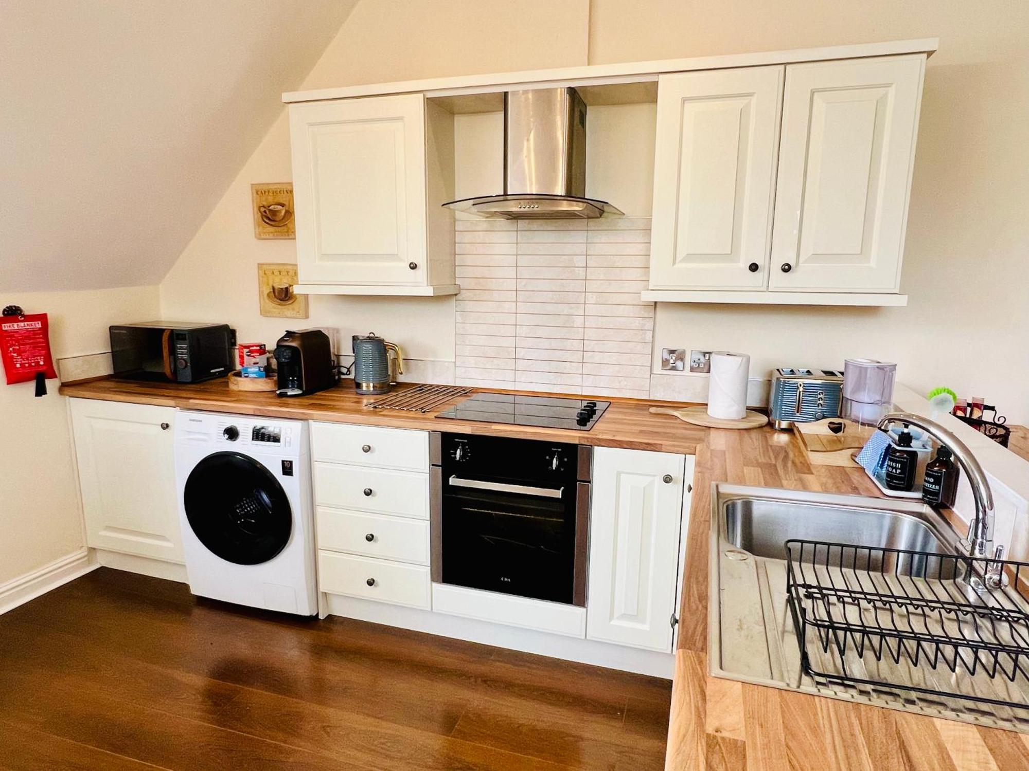Top Floor Double En-Suite Br Apartment Central Matlock Matlock  Exterior photo